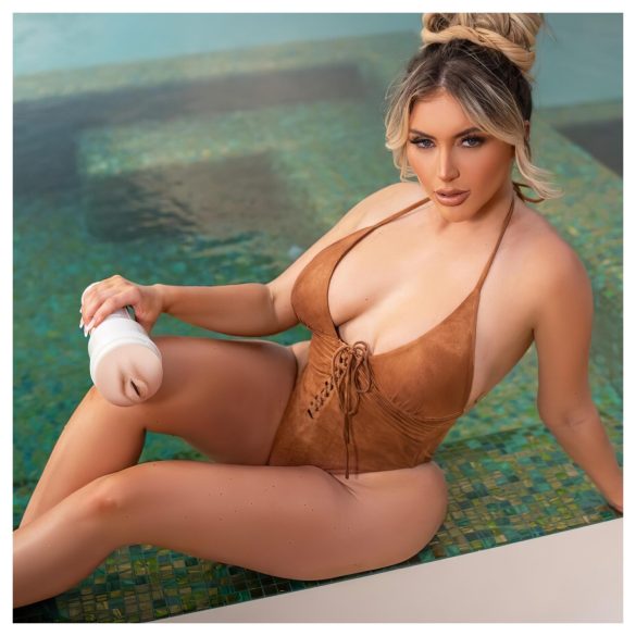 Fleshlight Kayley Gunner - levensechte vagina (natuurlijk)